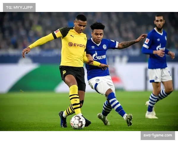 多特蒙德边路突击体系本轮收效显著 稳固联赛前四排名 多特蒙德边路突击体系本轮收效显著 稳固联赛前四排名